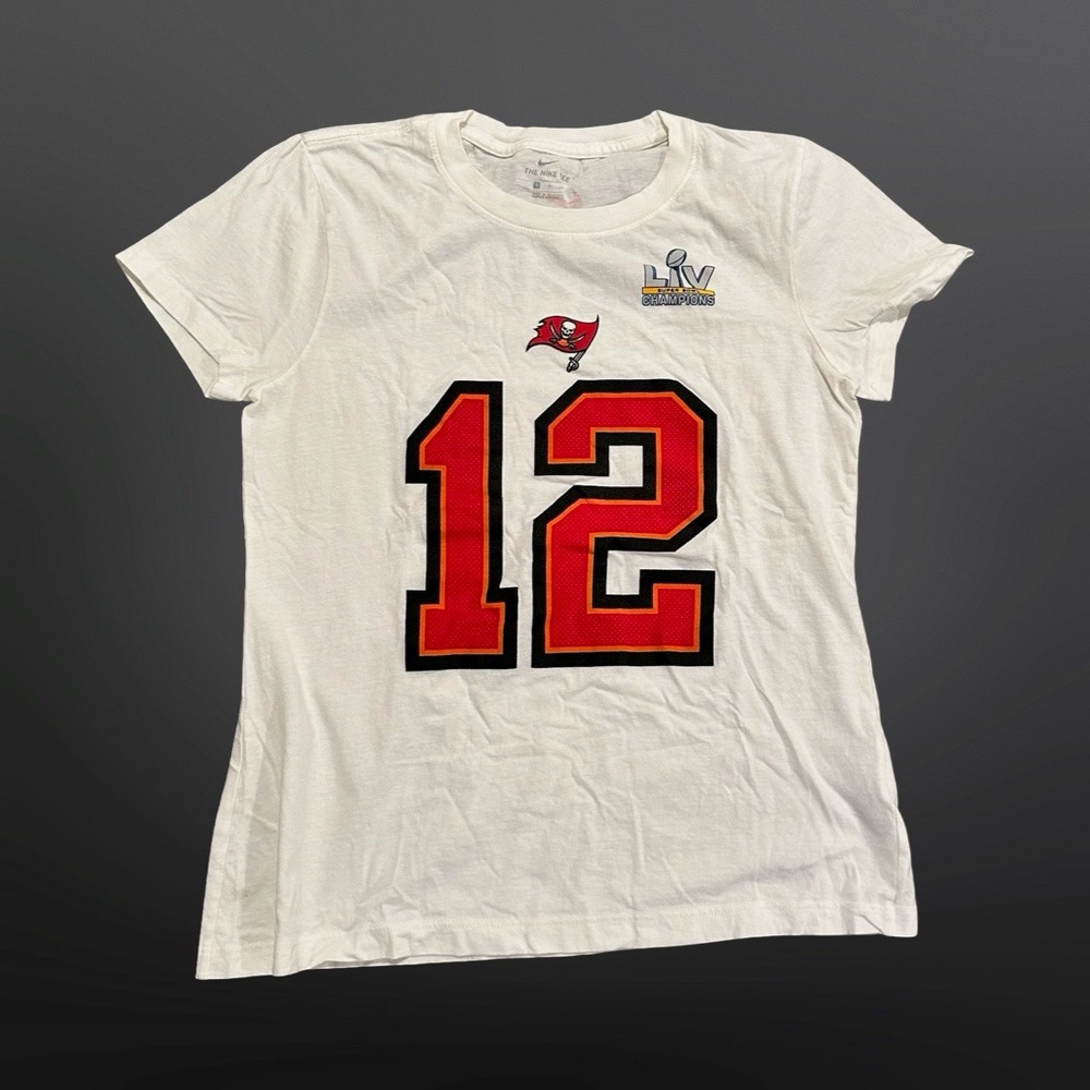 Nike Tampa Bay Buccaneers Tom Brady Super Bowl LV Champions T-Shirt Women Small